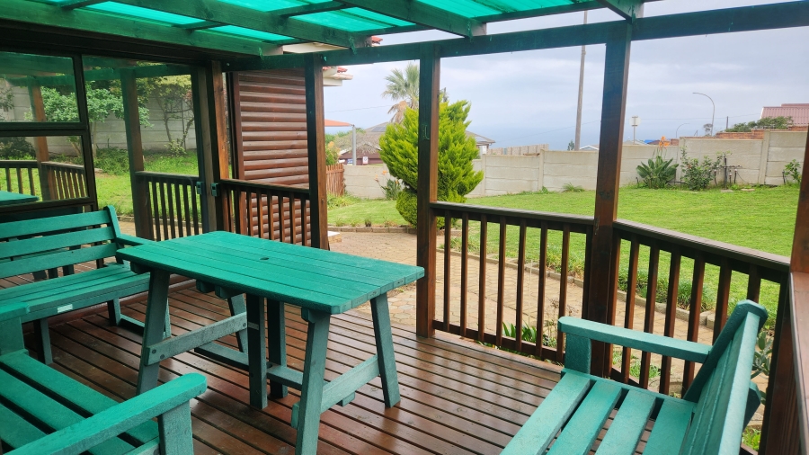 3 Bedroom Property for Sale in Dana Bay Western Cape